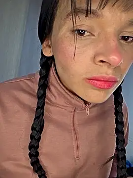  shantal smith online show from 11-06-25, 04:52