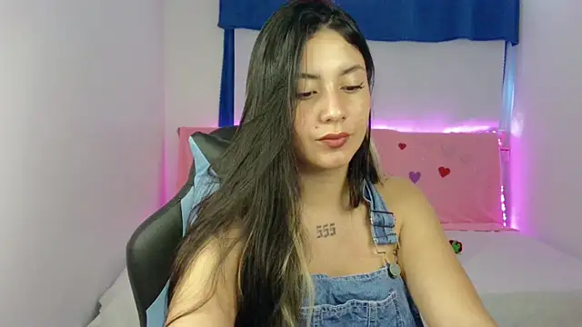 Lia 14  online show from 02-23-25, 07:49