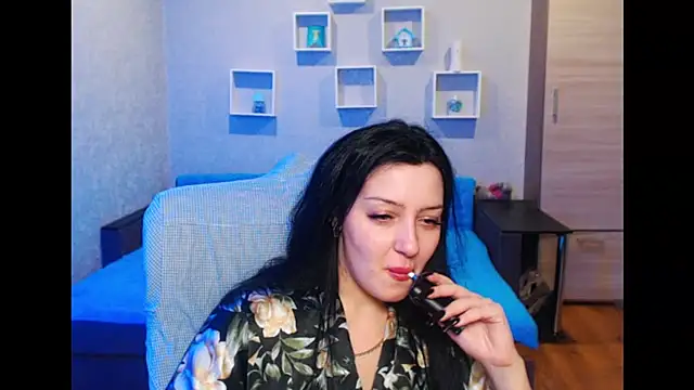 Snapshot of SkarlettMonliss chatting on 12-30-24, 08:58 SkarlettMonliss online show from 12-30-24, 08:58