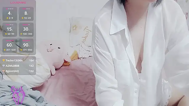 zhenzhen521 online show from 12-22-24, 10:58