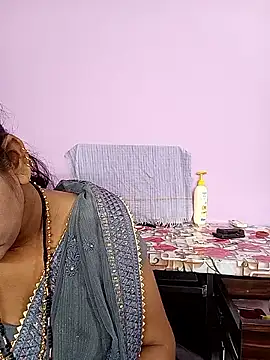 reemacouple007 online show from 03-23-26, 08:18