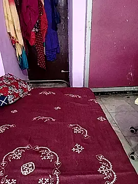 reemacouple007 online show from 04-18-26, 07:58