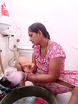 reemacouple007 online show from 04-21-26, 03:57