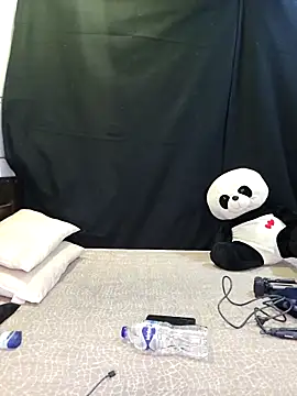 Snapshot of Blossam_07 chatting on 02-14-25, 06:51 Blossam 07 online show from 02-14-25, 06:51