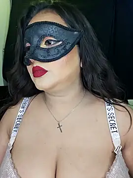 Snapshot of Blossam_07 chatting on 02-15-25, 04:01 Blossam 07 online show from 02-15-25, 04:01