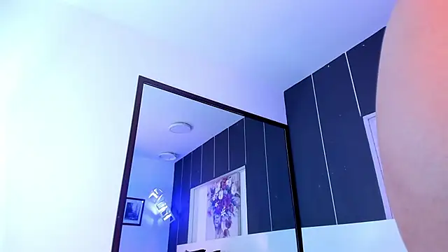 Snapshot of Alexxxholy chatting on 01-13-25, 01:39 Alexxxholy online show from 01-13-25, 01:39