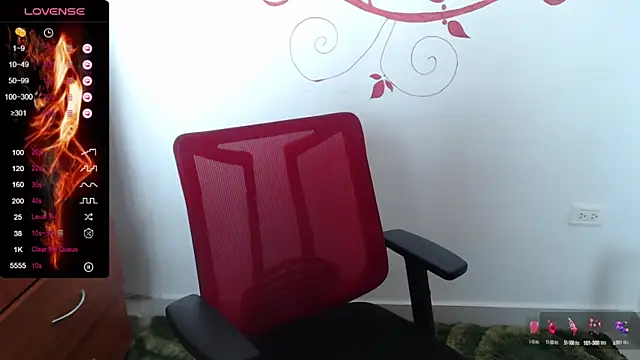 Snapshot of Roxanne_Ssummers chatting on 09-25-25, 02:10 Roxanne Ssummers online show from 09-25-25, 02:10