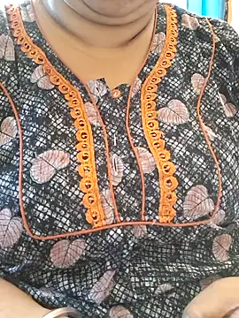 Snapshot of Ravina_patil1 chatting on 10-01-25, 06:30 Ravina patil1 online show from 10-01-25, 06:30