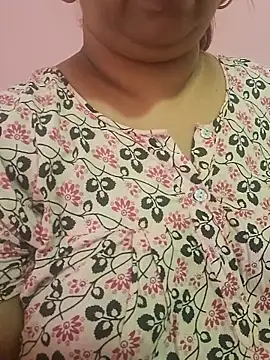 Ravina patil1 online show from 06-18-26, 09:09