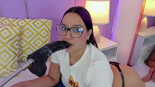 SophyRuiz  online show from 02-02-26, 12:26