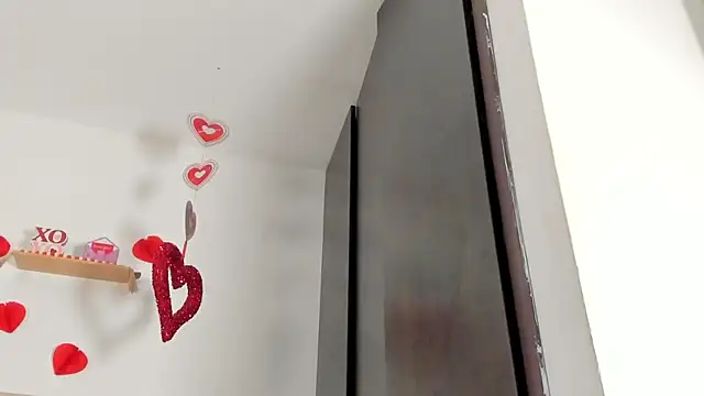 Snapshot of Avaline_Blancx chatting on 02-16-25, 01:36 Avaline Blancx online show from 02-16-25, 01:36