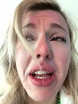 Snapshot of propertyofdaddy chatting on 03-13-25, 08:54 propertyofdaddy online show from 03-13-25, 08:54