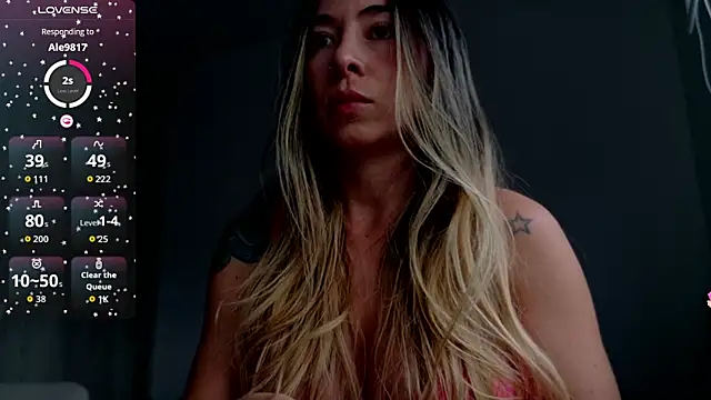  arianalzate  online show from 06-11-26, 10:41