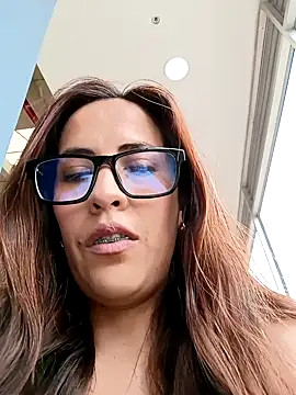 Snapshot of Lena-32 chatting on 02-18-25, 04:48 Lena-32 online show from 02-18-25, 04:48