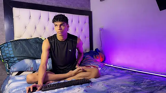 james dreams  online show from 06-18-26, 09:30