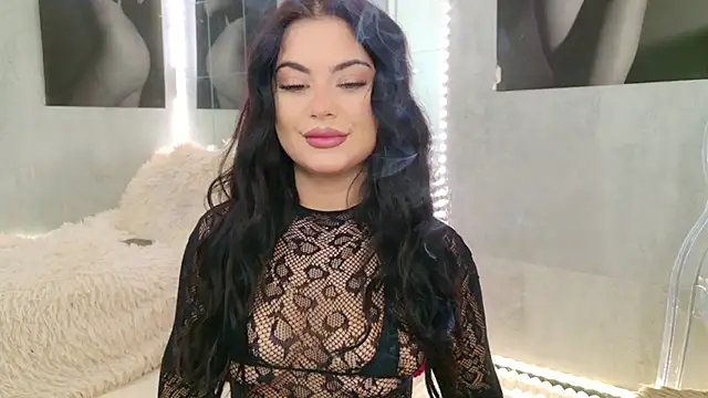 celia chanel online show from 10-24-25, 04:42