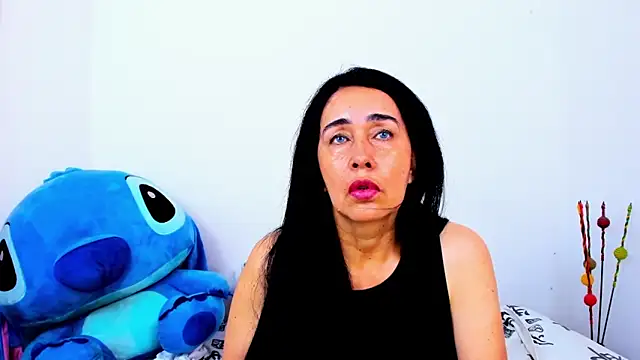 Snapshot of HorniestMilf chatting on 05-30-26, 07:33 HorniestMilf online show from 05-30-26, 07:33
