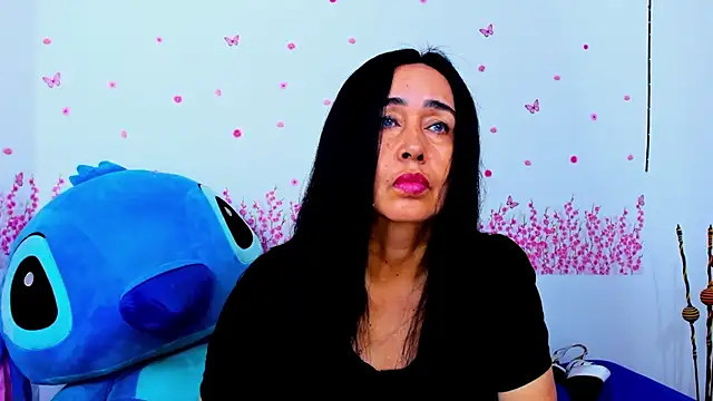 Snapshot of HorniestMilf chatting on 06-04-26, 08:15 HorniestMilf online show from 06-04-26, 08:15