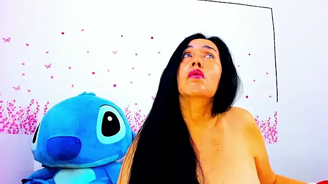 Snapshot of HorniestMilf chatting on 07-04-26, 09:32 HorniestMilf online show from 07-04-26, 09:32