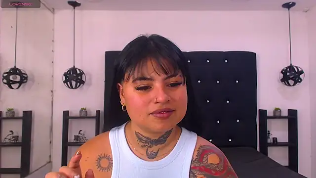 Mels  online show from 04-25-26, 06:16