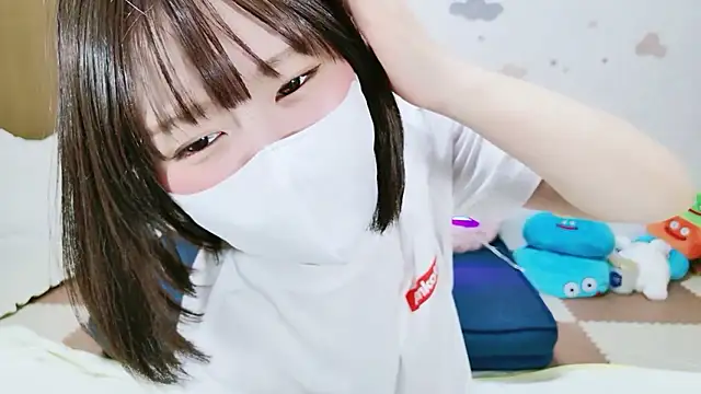 Snapshot of _Iroha_99 chatting on 05-26-26, 02:35 Iroha 99 online show from 05-26-26, 02:35