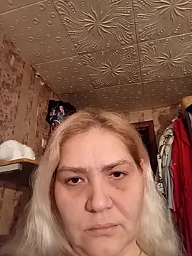 Minna Jeannie online show from 10-27-25, 02:15