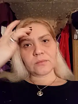 Minna Jeannie online show from 11-28-25, 02:25