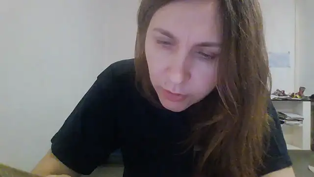 JasmineGlamour online show from 04-18-26, 03:21