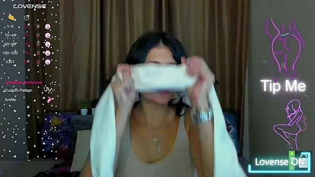 Alianna Solo Kisses online show from 10-24-25, 11:28