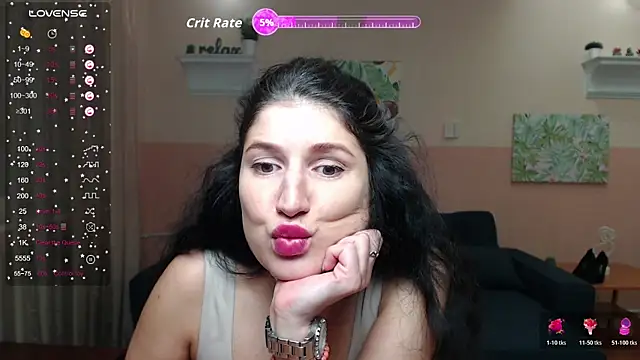 Snapshot of Alianna_Solo_Kisses chatting on 04-30-26, 05:25 Alianna Solo Kisses online show from 04-30-26, 05:25