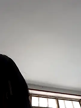 Snapshot of MelannyBell chatting on 02-10-25, 06:13 MelannyBell online show from 02-10-25, 06:13