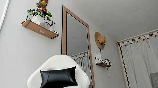 Valerioe online show from 10-01-25, 01:50