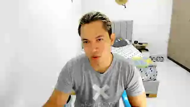 Valerioe online show from 06-13-26, 02:04