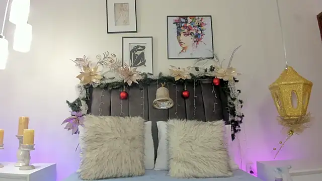 Snapshot of helen_mooree chatting on 12-16-25, 12:54 helen mooree online show from 12-16-25, 12:54