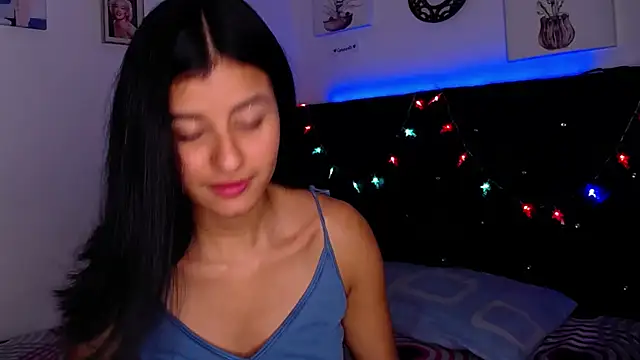 Snapshot of floweer_ chatting on 02-09-25, 05:43 floweer online show from 02-09-25, 05:43