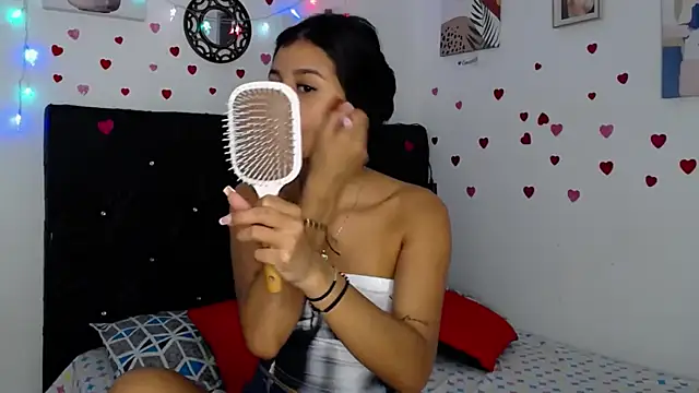 Snapshot of floweer_ chatting on 03-01-25, 01:51 floweer online show from 03-01-25, 01:51