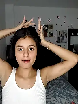 Snapshot of floweer_ chatting on 10-26-25, 08:15 floweer online show from 10-26-25, 08:15