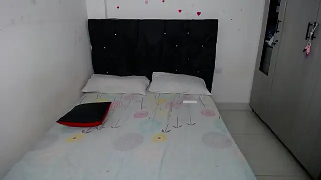 Snapshot of floweer_ chatting on 03-14-26, 05:13 floweer online show from 03-14-26, 05:13