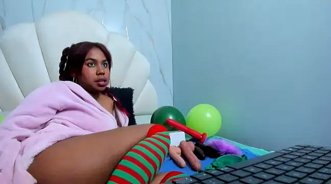 Lizzie Williams  online show from 03-18-25, 07:08