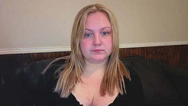 PhatAssBlond online show from 02-10-26, 07:07