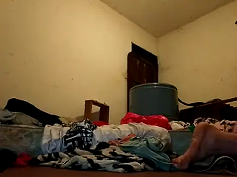 Snapshot of xemmia_sweety chatting on 11-28-25, 01:14 xemmia sweety online show from 11-28-25, 01:14