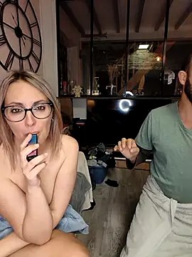 Snapshot of Jade_Emeraud chatting on 03-18-25, 11:20 Jade Emeraud online show from 03-18-25, 11:20