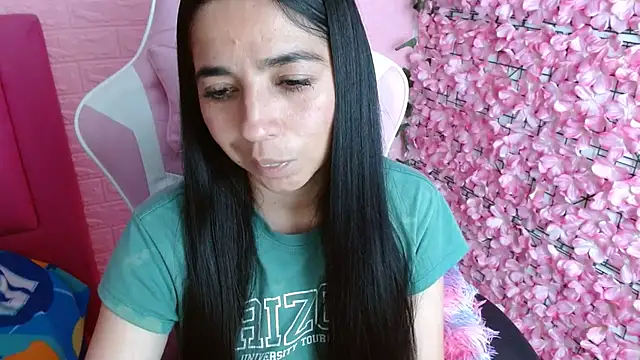 Snapshot of kendall_all4u chatting on 10-28-25, 02:59 kendall all4u online show from 10-28-25, 02:59