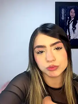 Snapshot of Amelia_Honney_ chatting on 10-13-25, 05:35 Amelia Honney online show from 10-13-25, 05:35