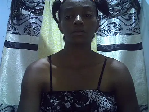 ElianeHot online show from 11-22-25, 07:13