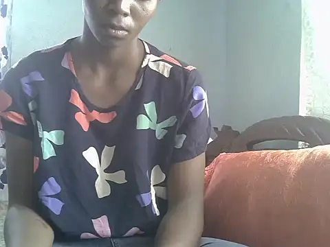 ElianeHot online show from 04-25-26, 08:28