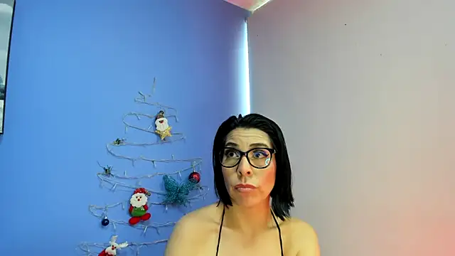 AdelleLennox cg online show from 12-08-24, 02:19