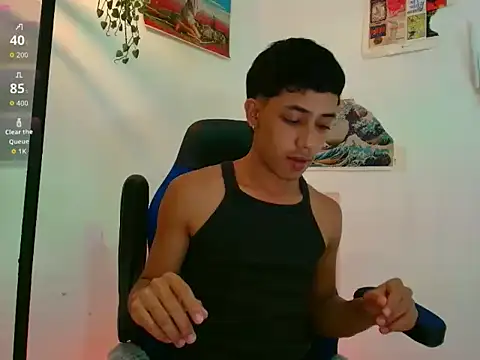 Ostin18hot online show from 04-30-26, 01:01