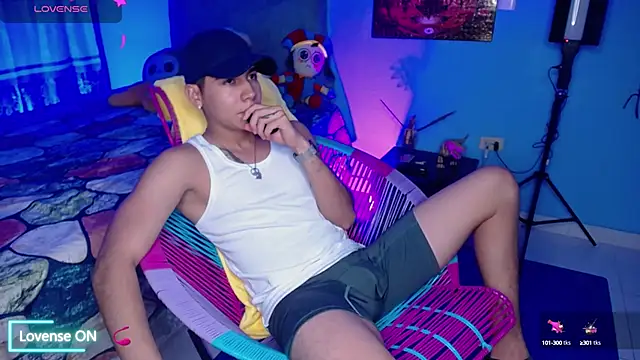 Snapshot of mexican_cum chatting on 09-17-25, 03:08 mexican cum online show from 09-17-25, 03:08