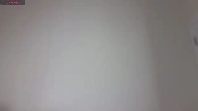 Snapshot of yumimia chatting on 02-11-25, 02:35 yumimia online show from 02-11-25, 02:35